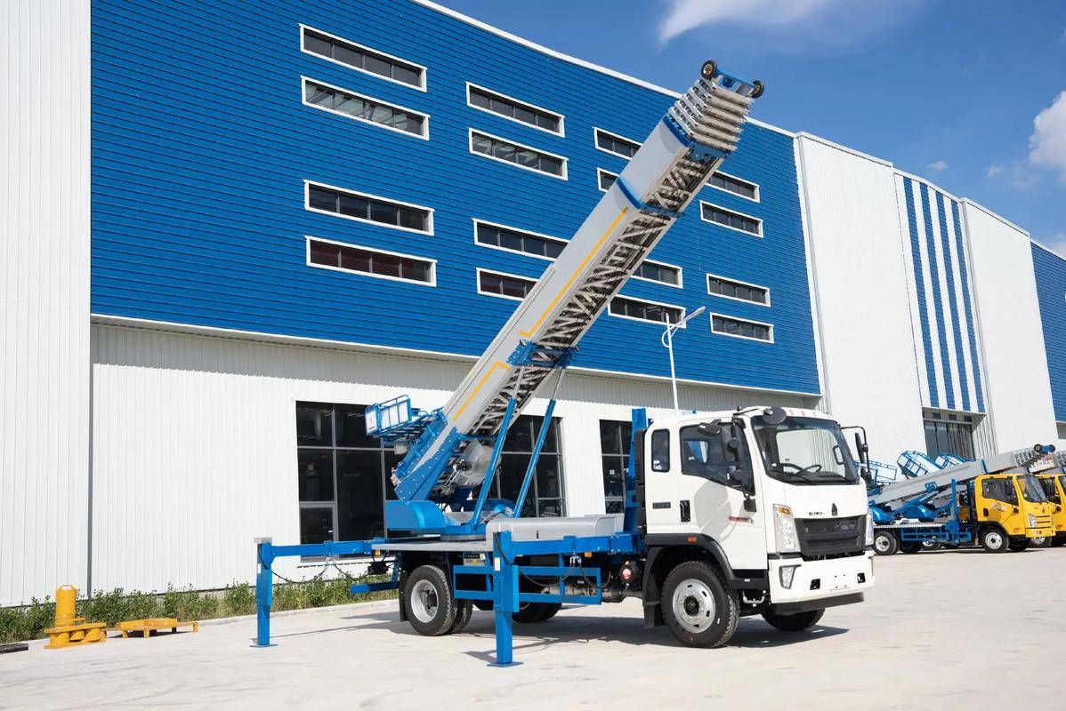 怀集小型云梯车上料车租赁多少钱