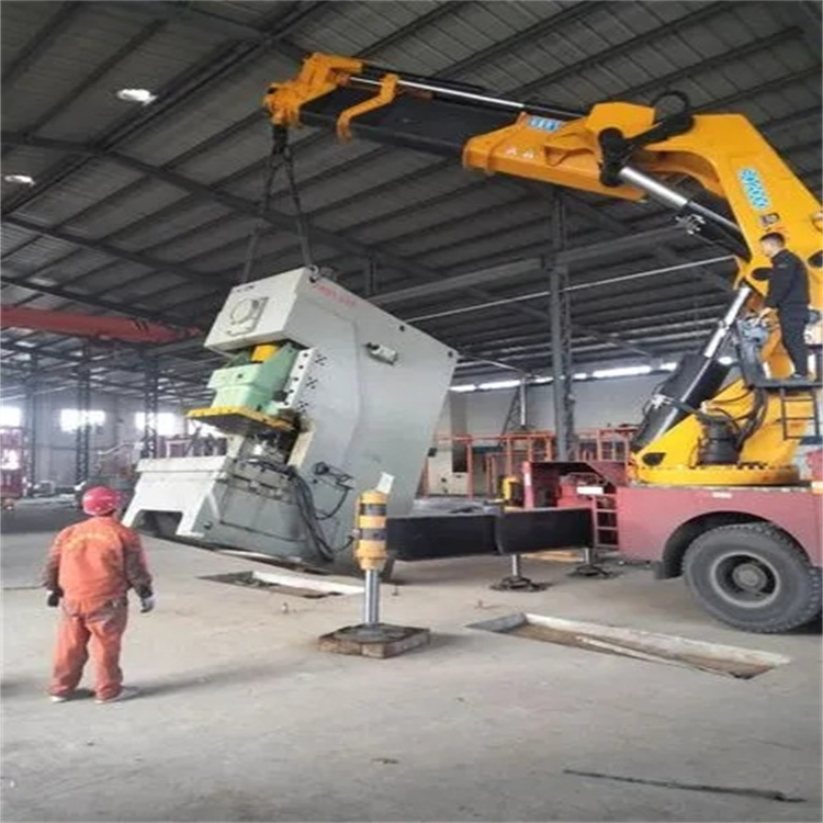 怀集80吨折臂吊车出租附近电话